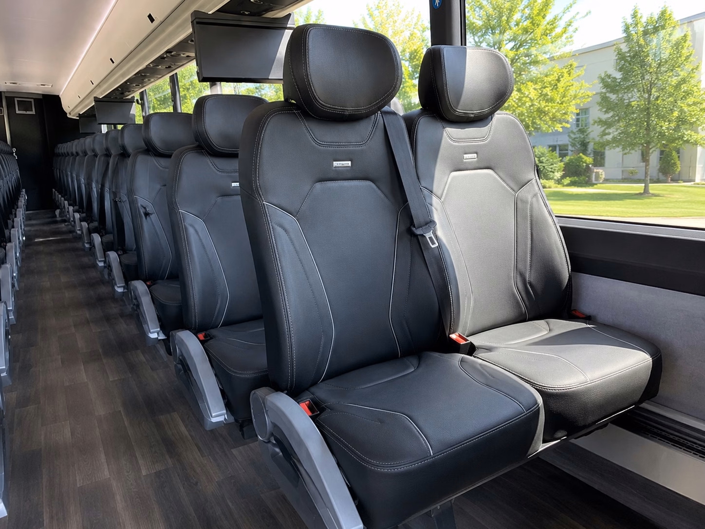 group transportation to pittsburgh penguins games at ppg paints arena