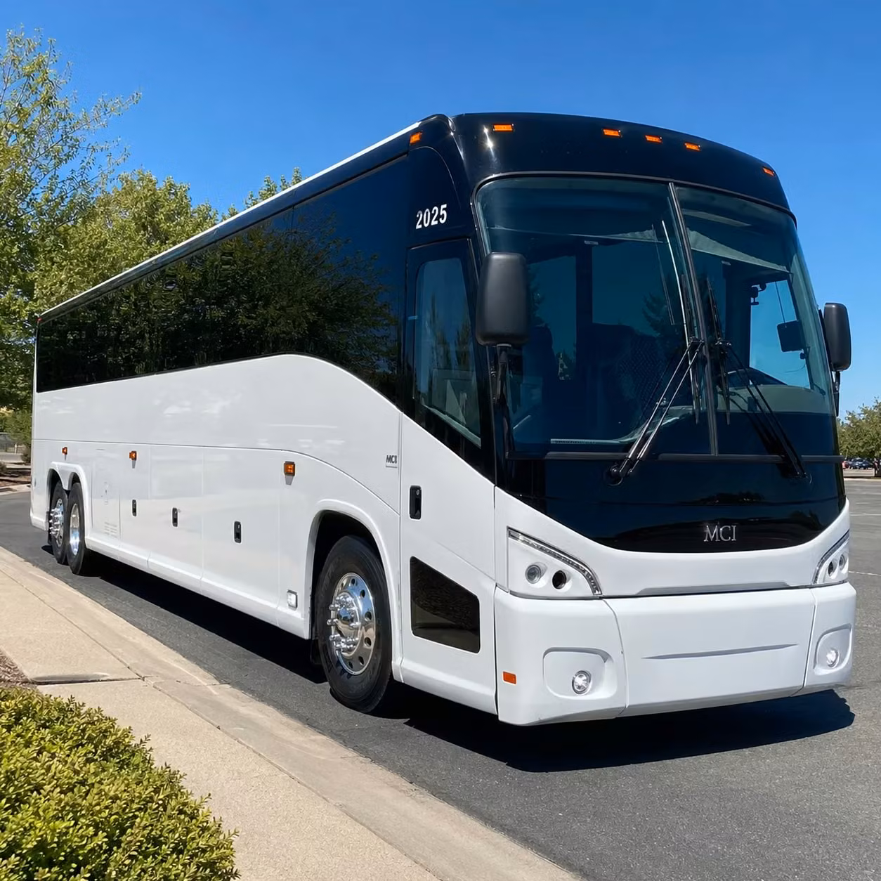 pittsburgh to cleveland columbus and beyond long distance charter bus rentals for regional travel
